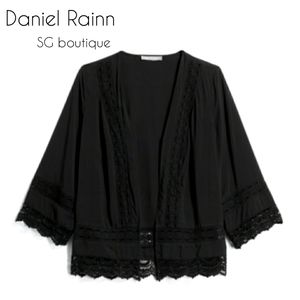 🆕⭐Daniel Rainn black crochet kimono cardigan